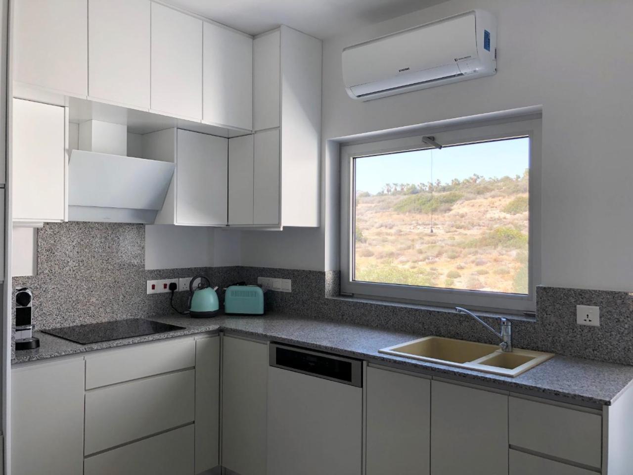 Alania Sea View Apartment Limassol Extérieur photo